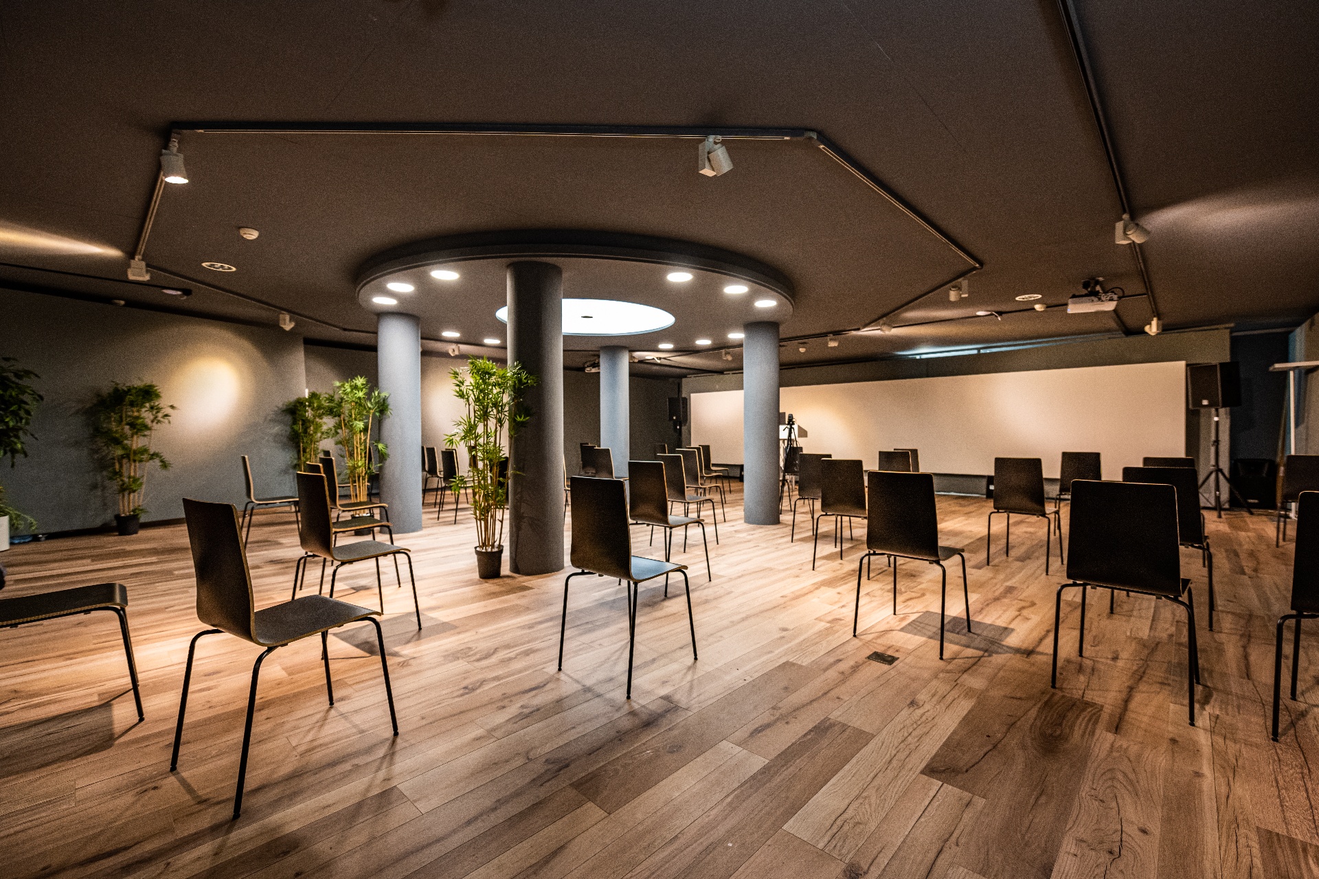 Event Space2-1