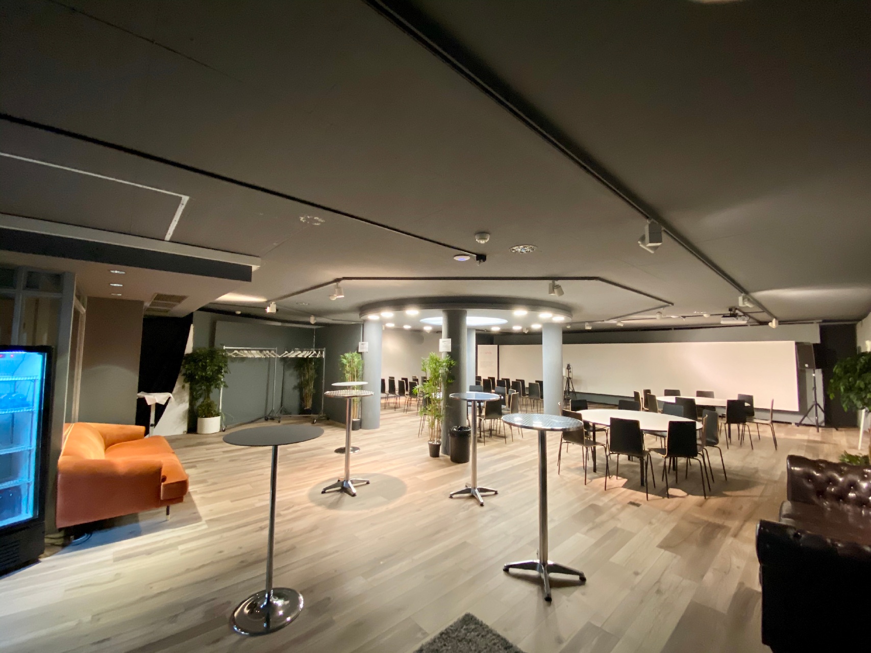 event space 1-1